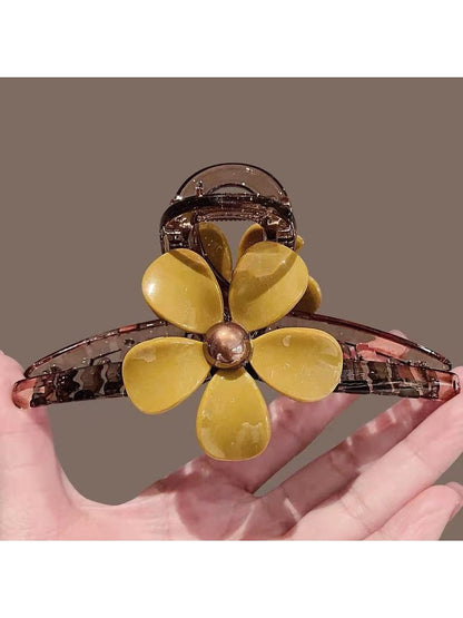 Beau - Flower Petal PVC Alloy Decorative Claw Clip