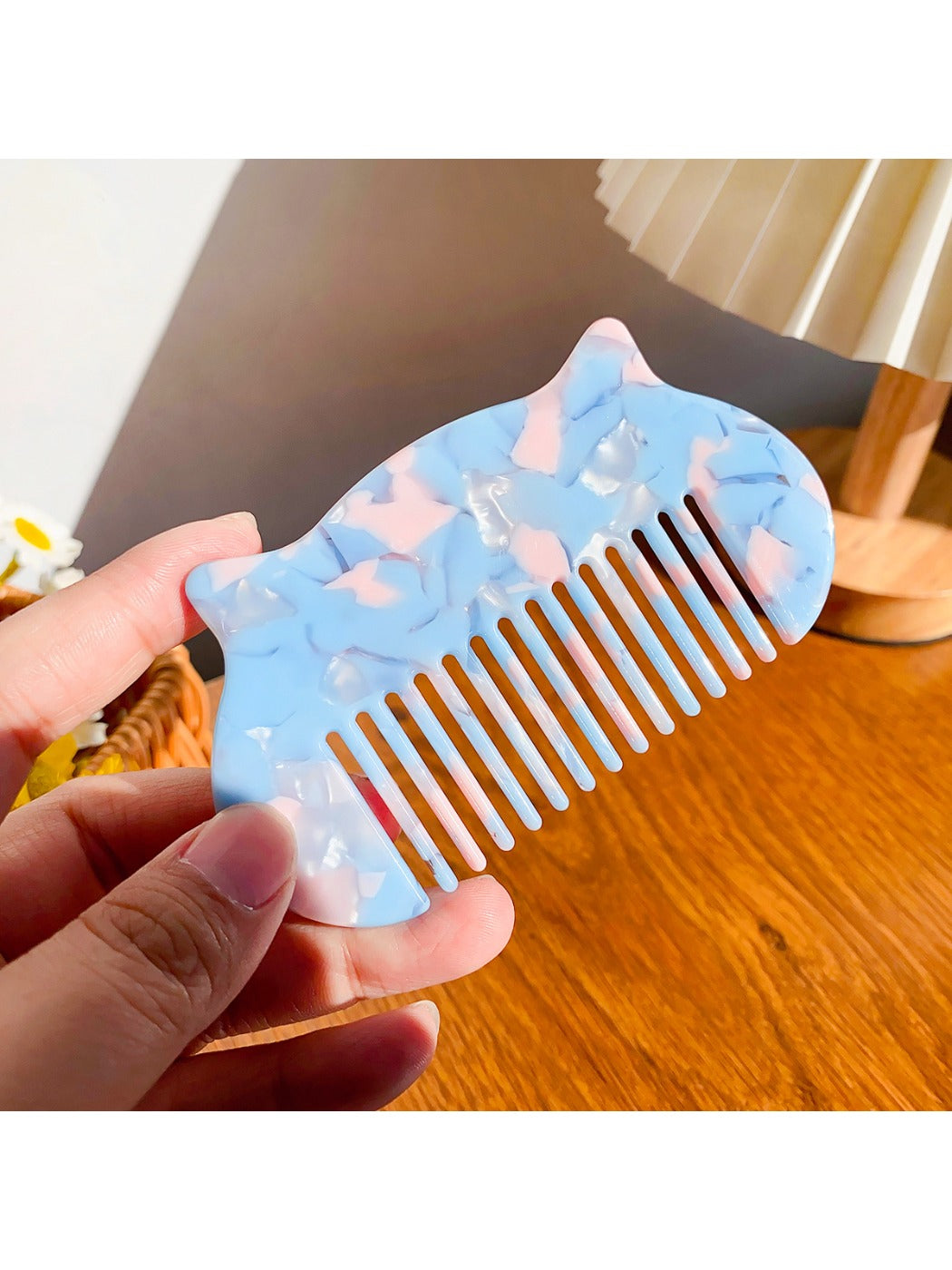 Camerow - Elegant Vintage Cat Ear Shaped Hair Comb