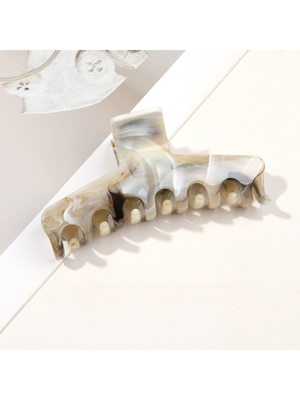 Beau - Marble Swirl Triangle PC Claw Hair Clip