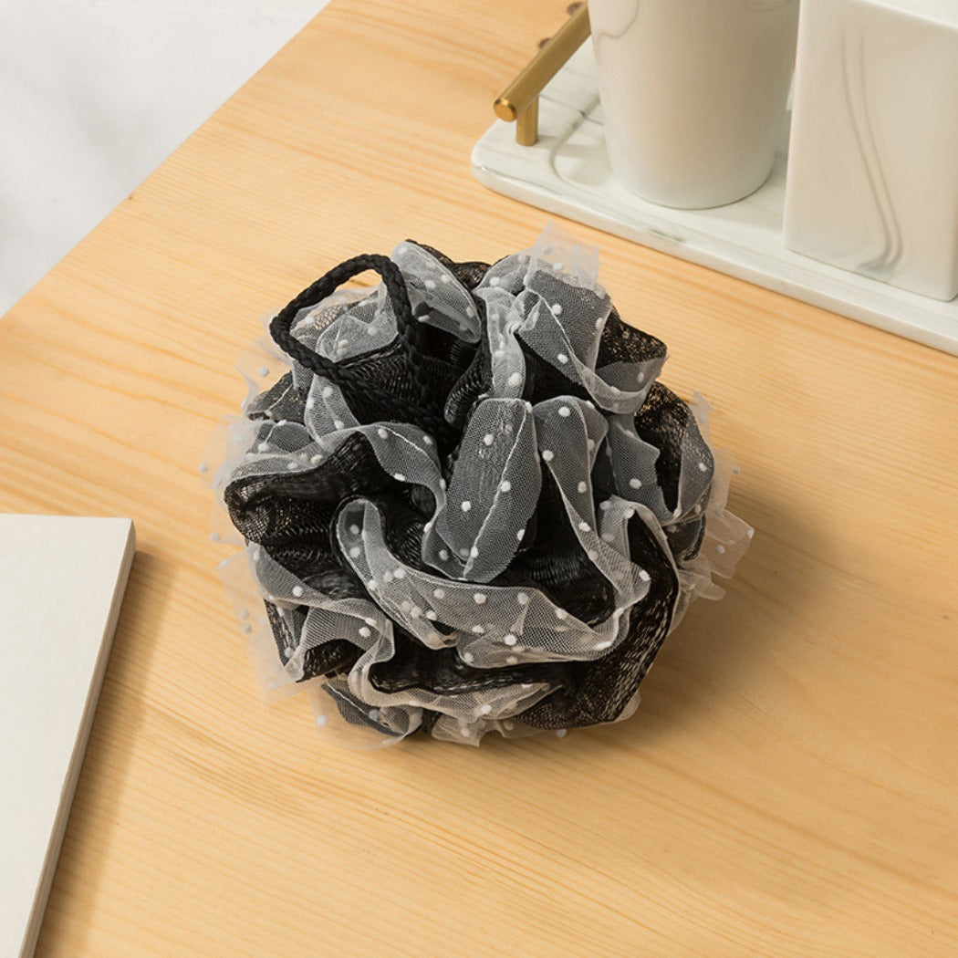 PAPO – Monochrome Dotted Bath Pouf