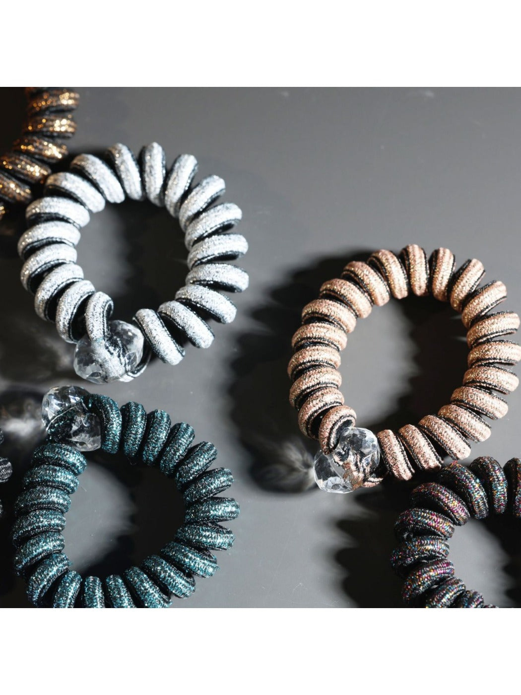 Gifty - Minimalist Spiral Hair Tie
