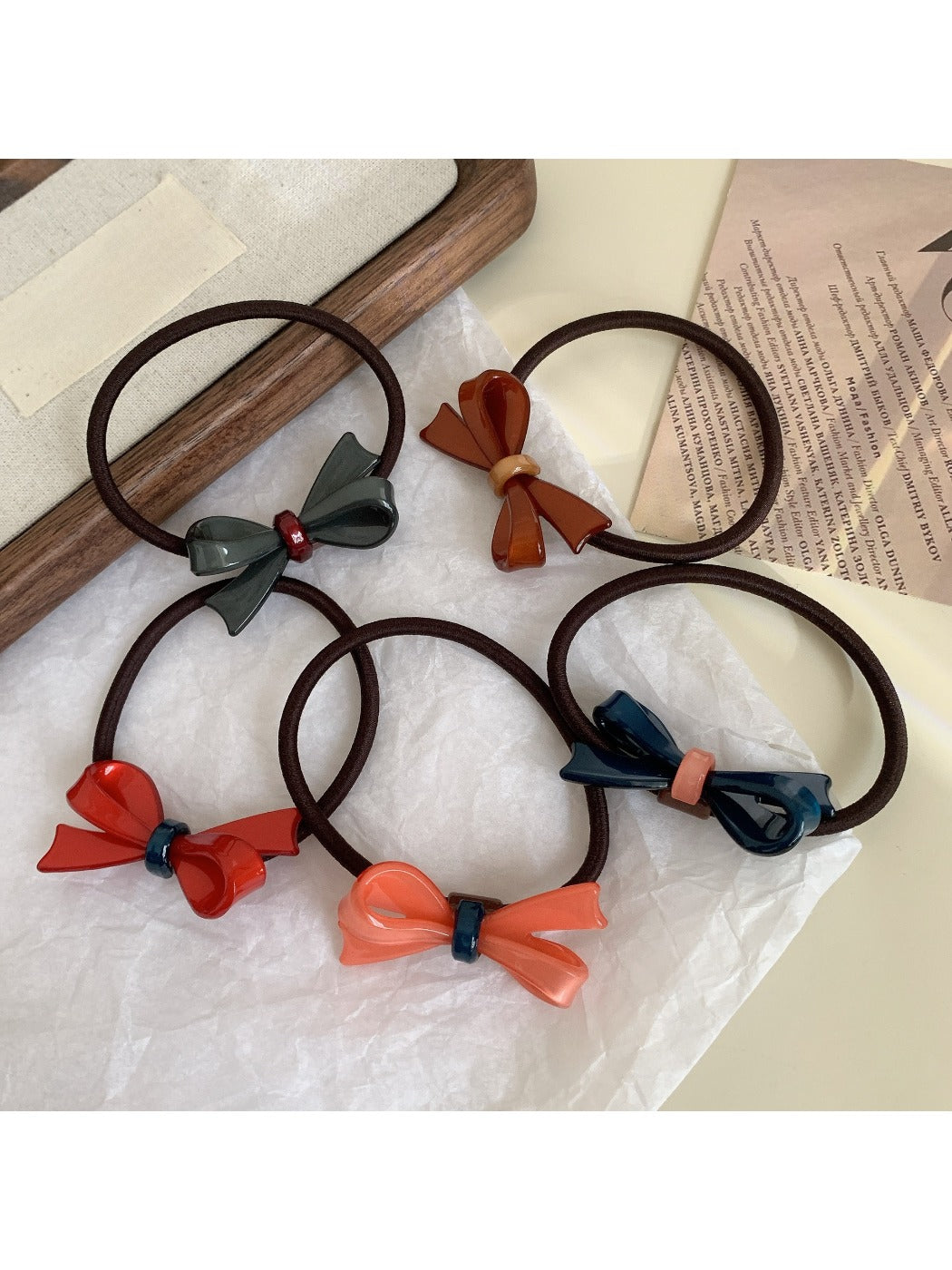 Gifty - Acrylic Bow Hair Tie