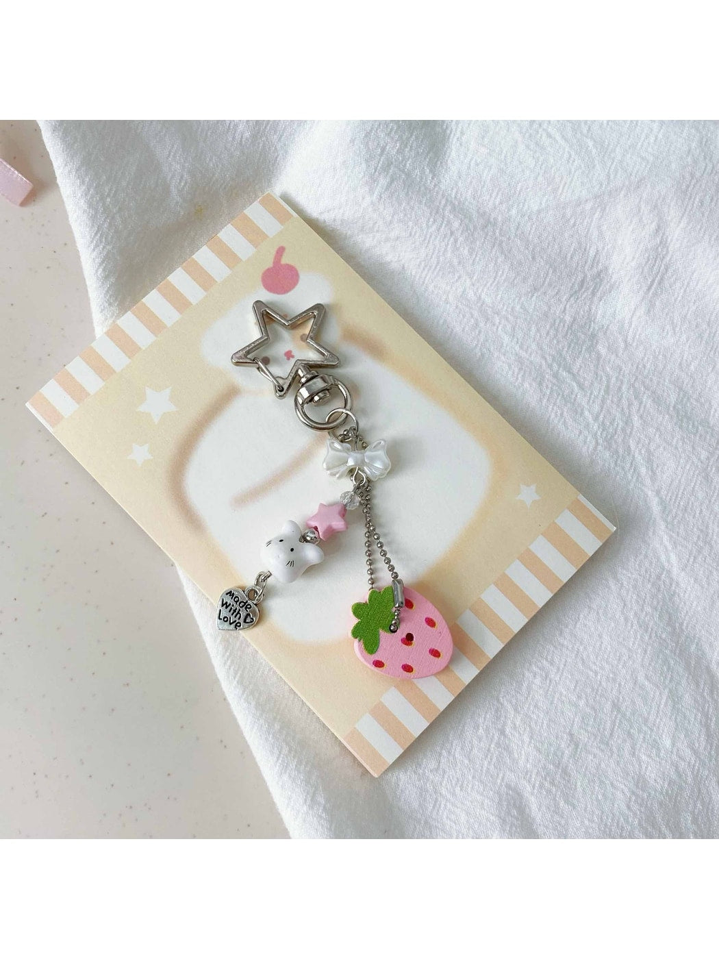 Keypus - Strawberry Beaded Button Style Bag Charm Keychain