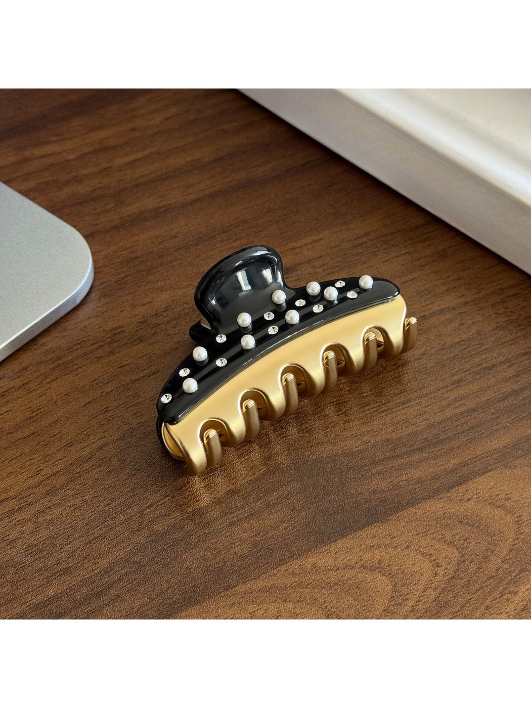 Beau - Premium Multi-Color Hair Clip