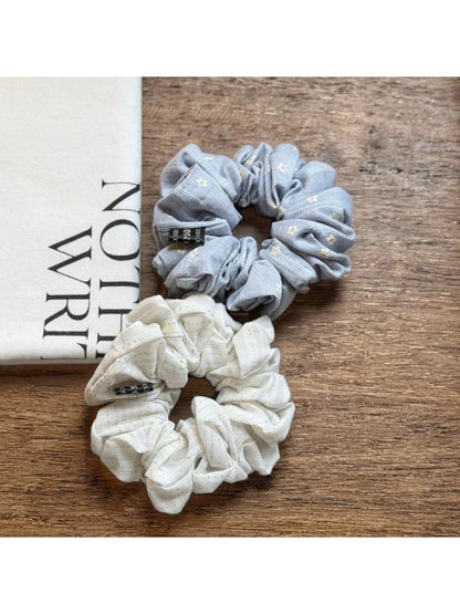 Gifty - Polka Dot Polyester Fabric Scrunchie