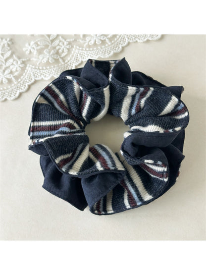 Gifty - Vintage Elegant Hair Ties