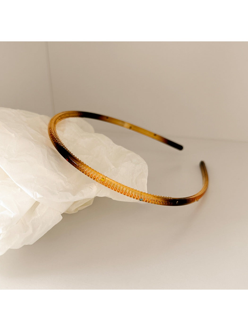 Gifty vintage chic thin headband styled with vintage-inspired outfit