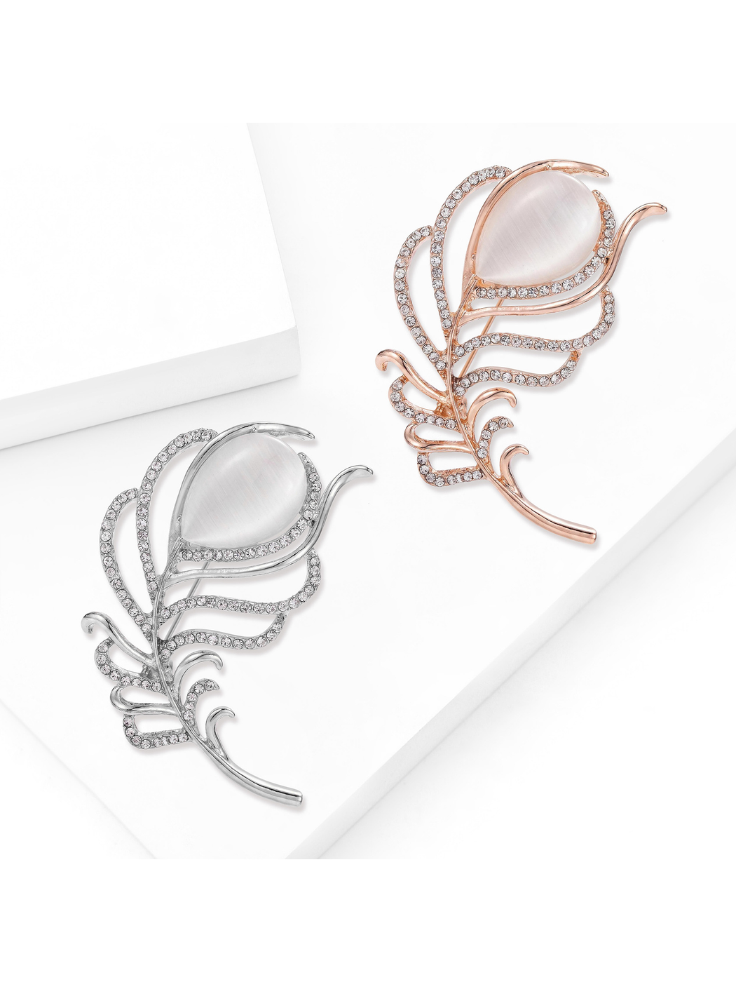 Brovia - Openwork Feather Rhinestone Accent Brooch