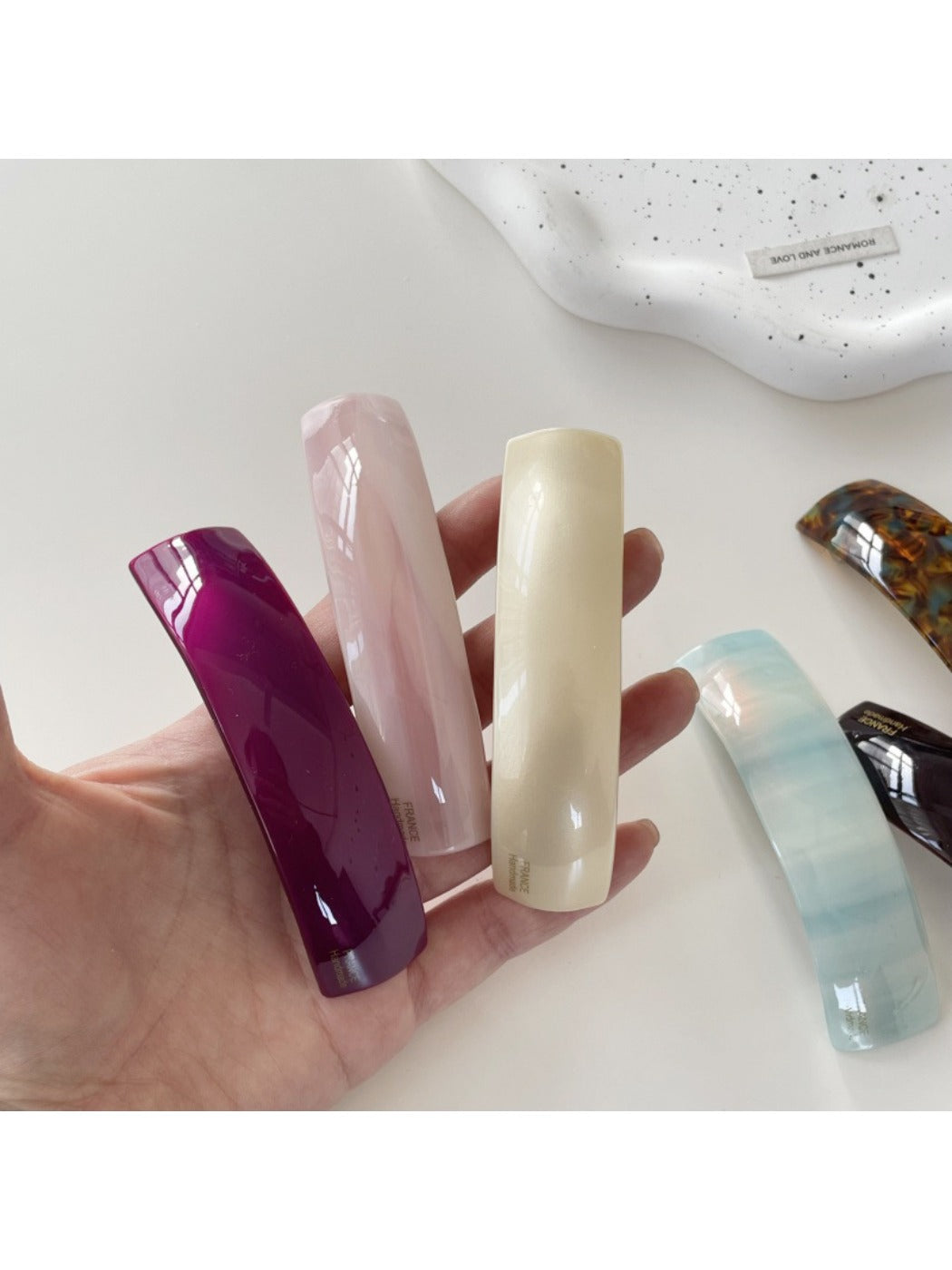 Beau - Minimally Curved Acetate Hair Clip
