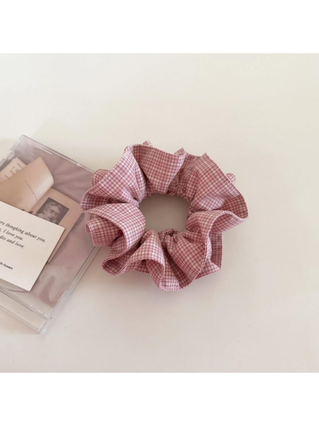 Gifty - Chic Cute Plaid Scrunchie