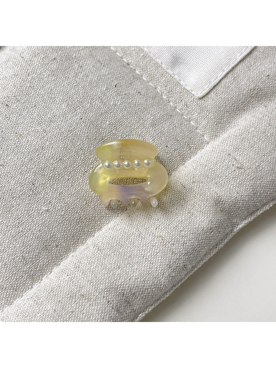 Beau - Macaron Colored Oval Openwork Claw Clip