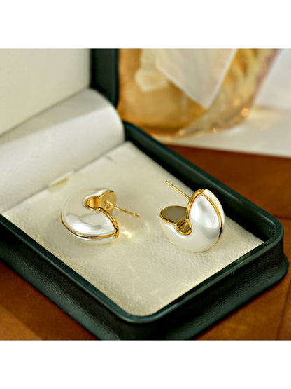 Earedge - Elegant Letter C Silhouette Earrings