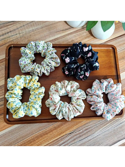 Gifty - Floral Print Polyester Fabric Ponytail Scrunchie