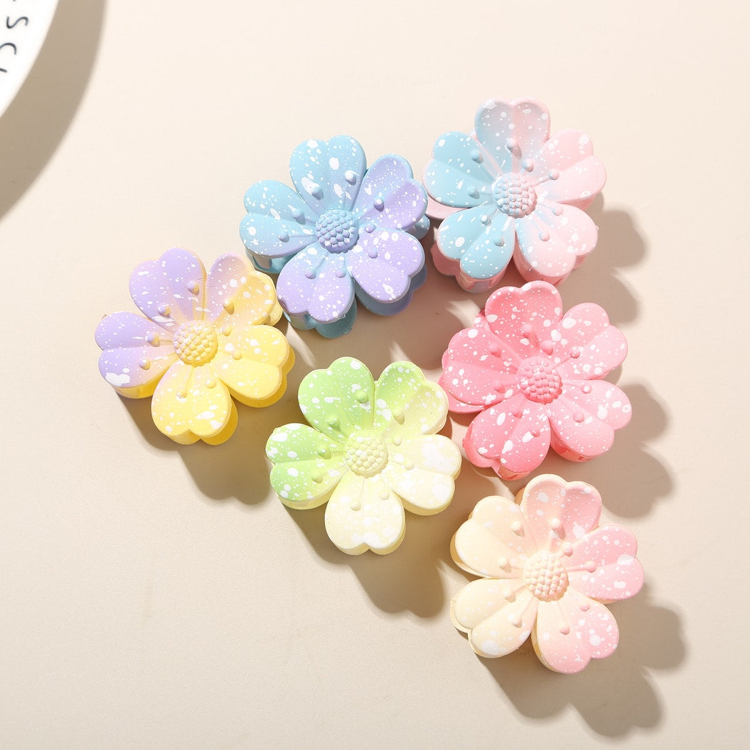 Beau - Sweet Floral Petal Design Hair Claw Clip