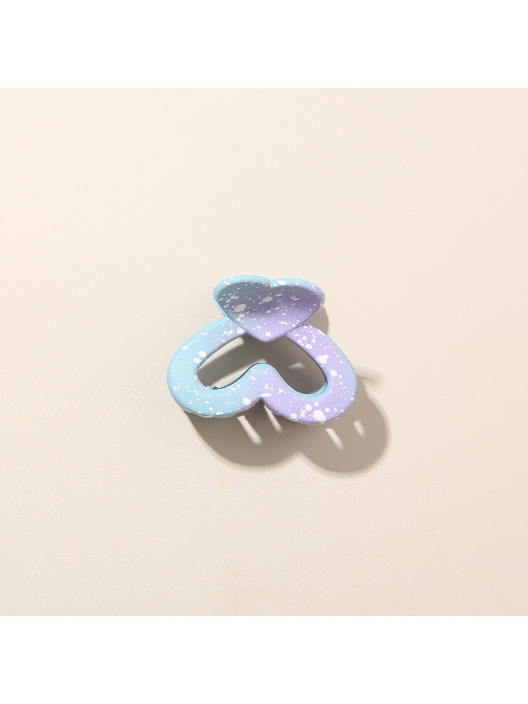 Beau - Gradient Heart Shaped Hair Claw Clip