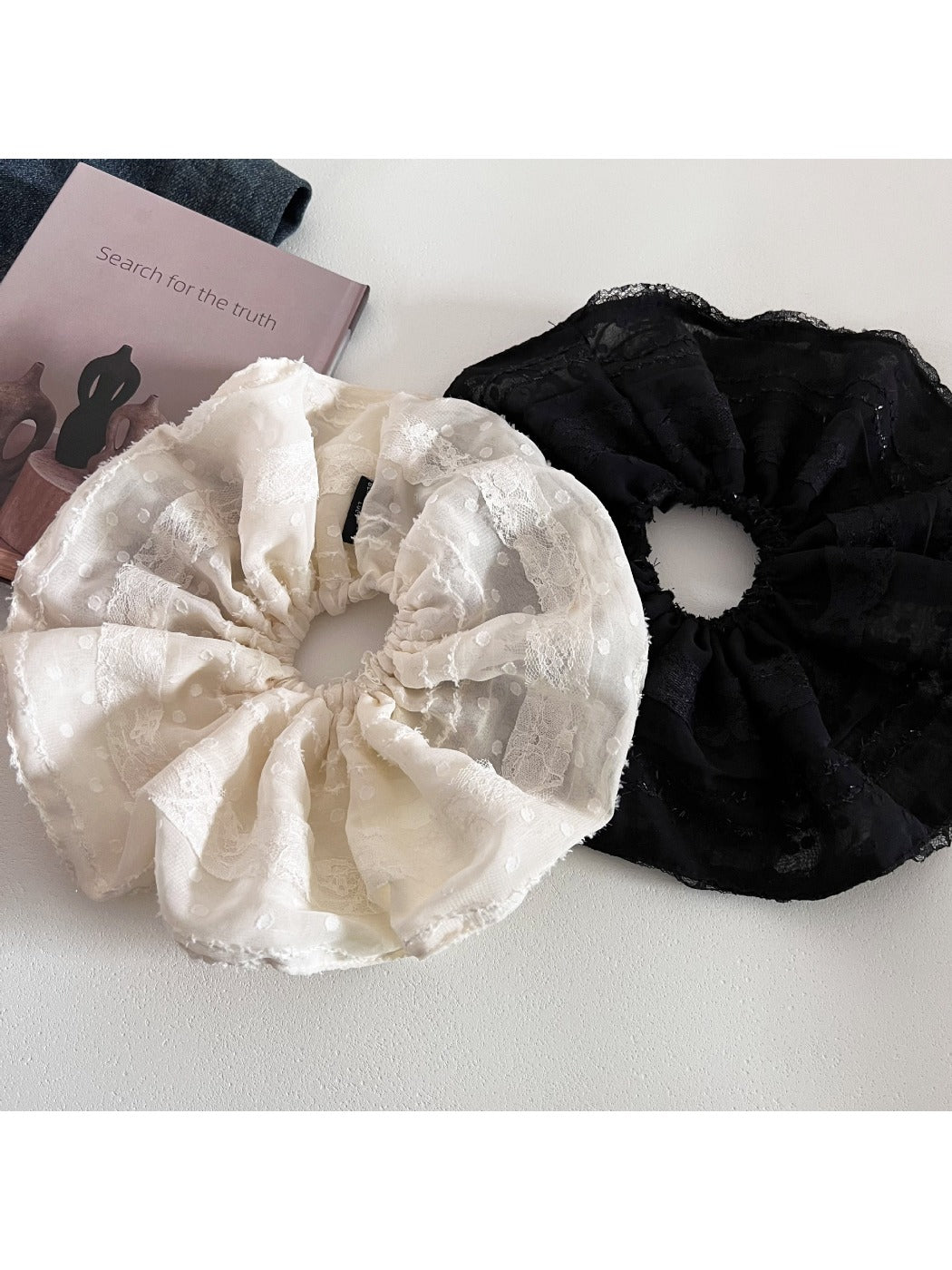 Gifty - Elegant Chiffon Lace Hair Scrunchie