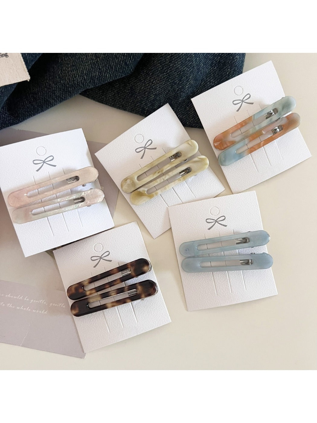 Beau - Minimalist Openwork Oval Hair Clip