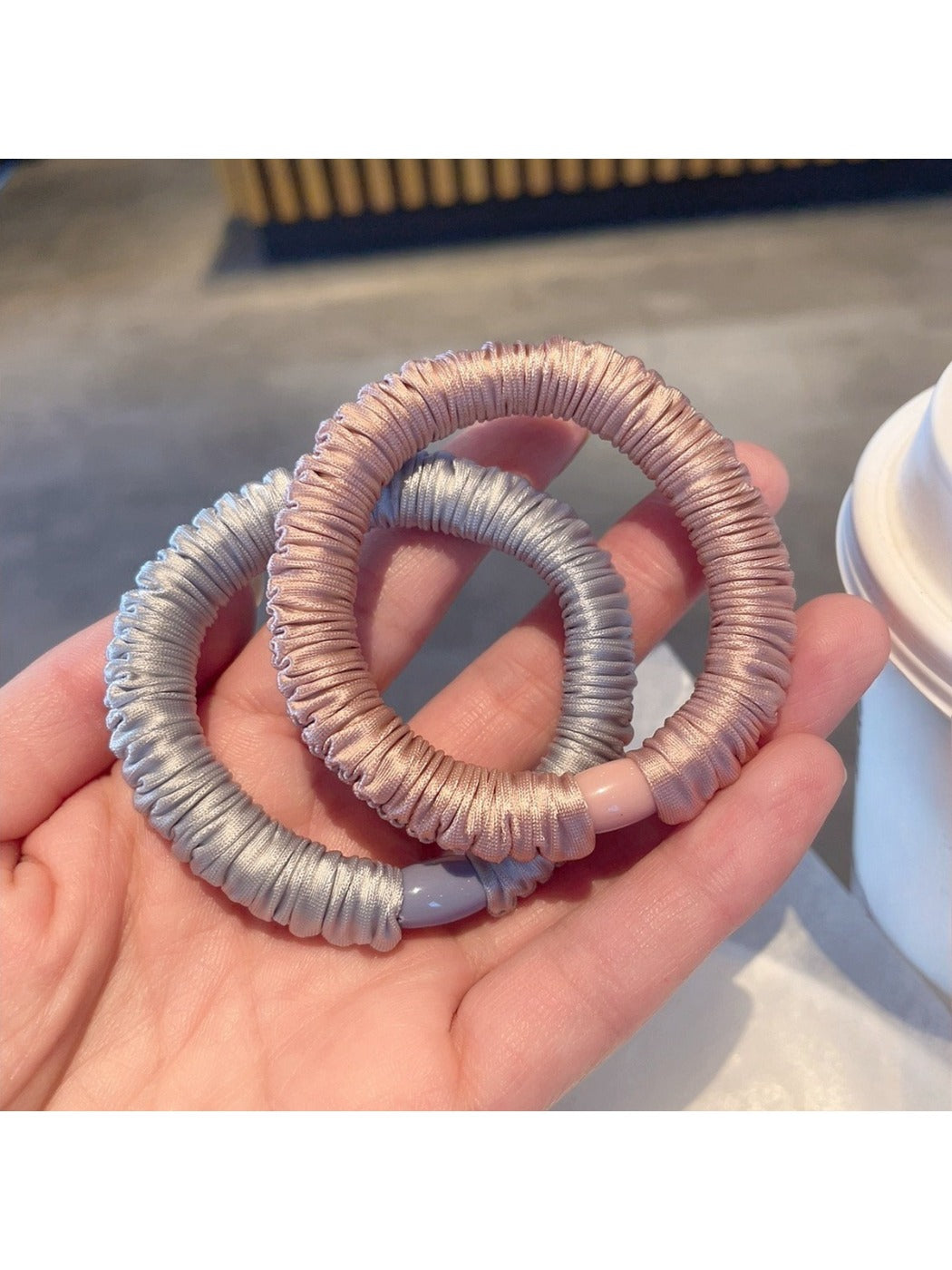 Gifty - Solid Color Satin Hair Scrunchie