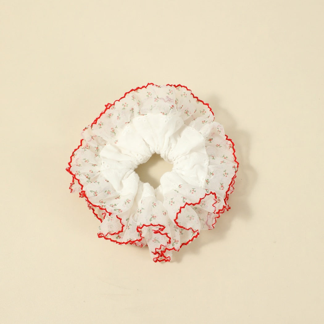 Gifty - Spring Floral Lace Scrunchie