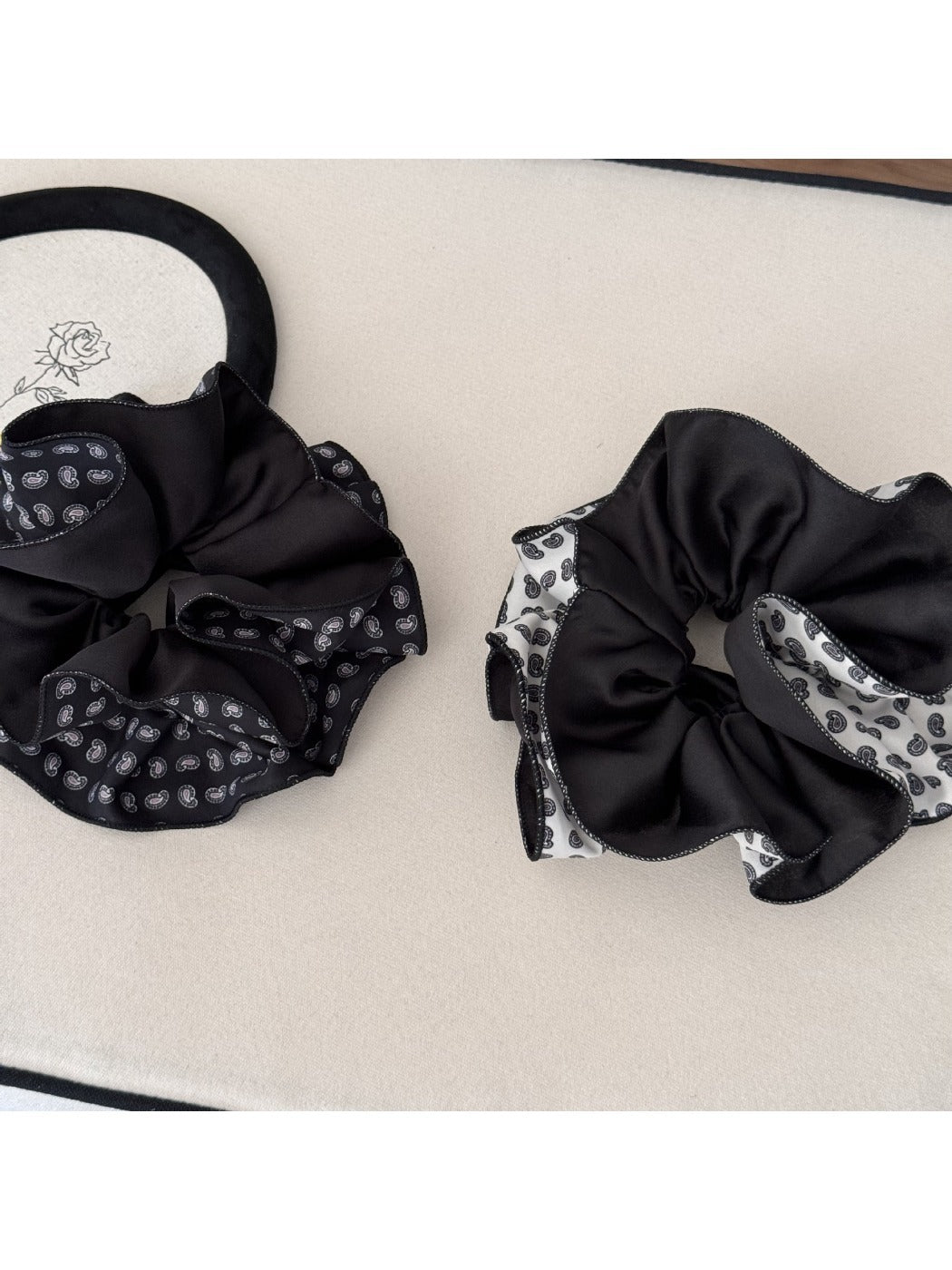Gifty - Vintage Double Layer Hair Ties