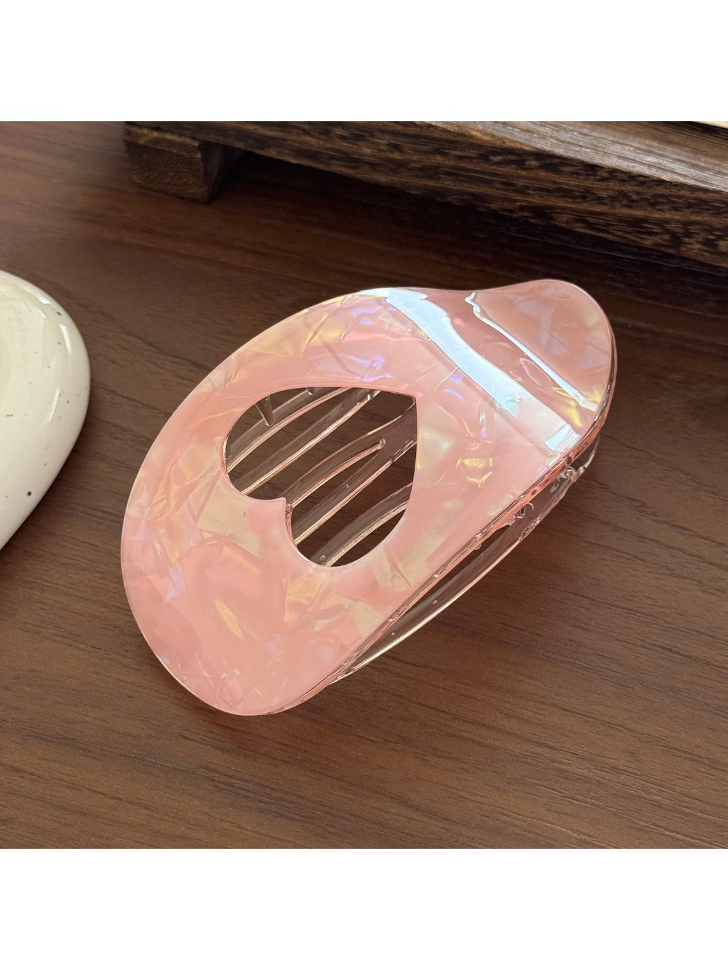Beau - Marbled Heart Cutout Acrylic Hair Clip