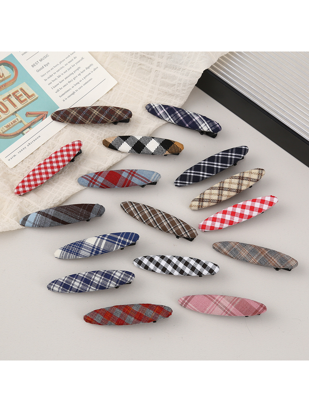 Beau - Plaid Fabric Oval Side Bangs Hair Clip