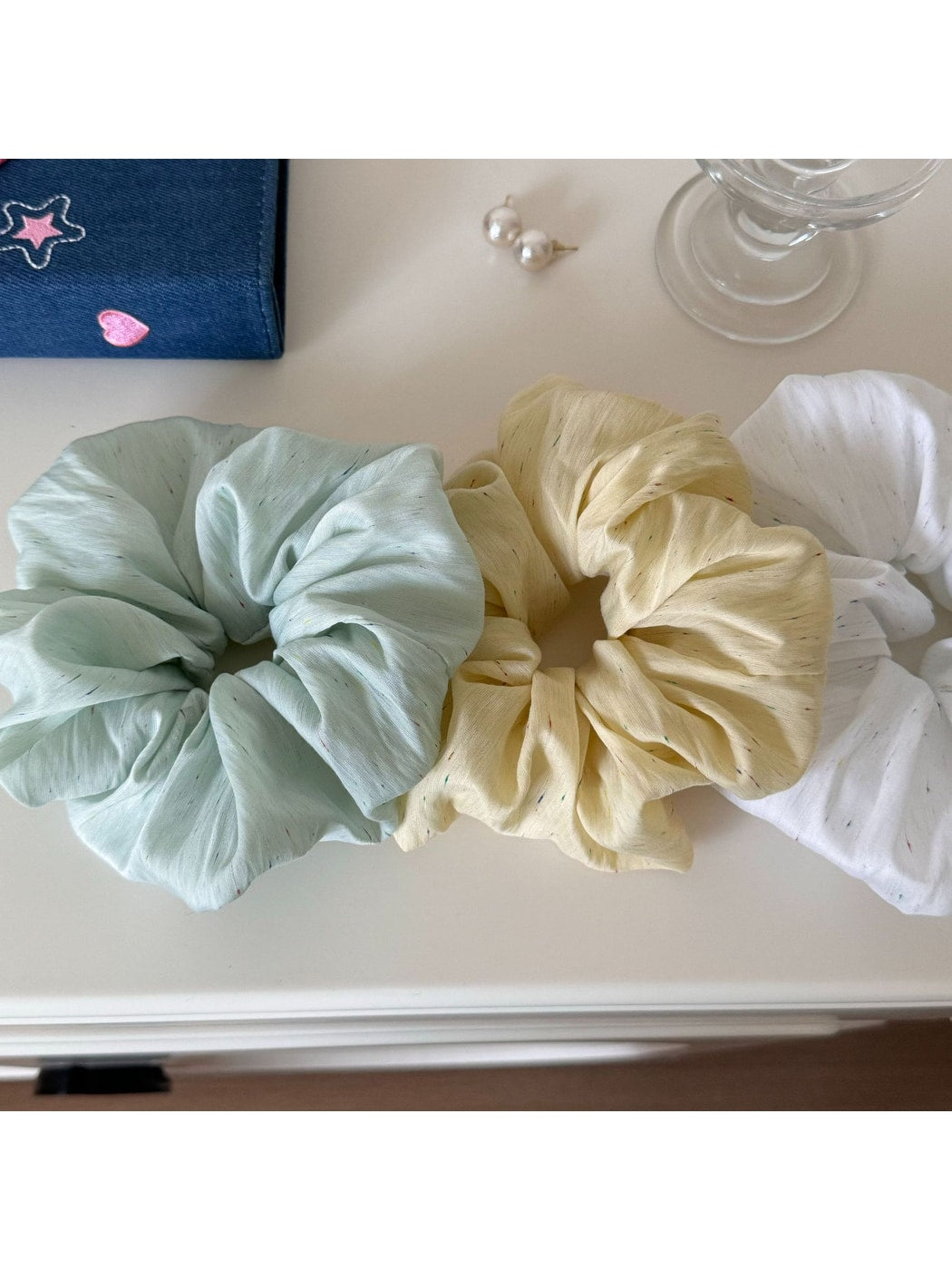 Gifty - Soft Shine Polyester High Elasticity Scrunchie