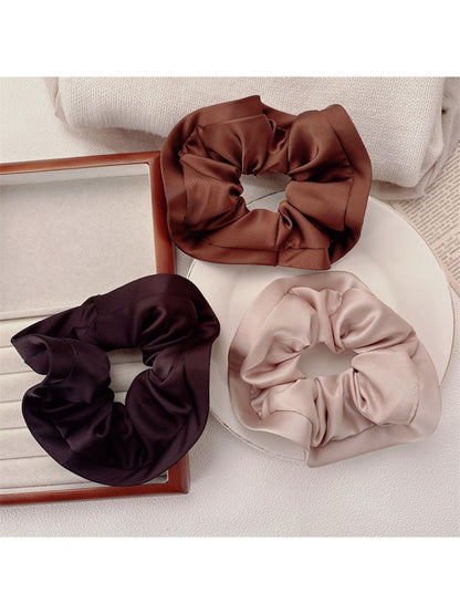 Gifty - Solid Color Ruffle Scrunchie