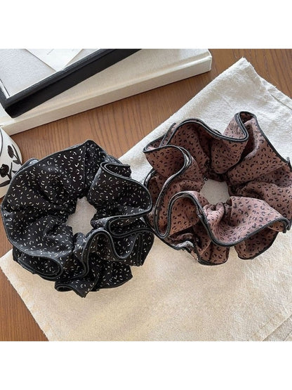 Gifty - Layered Vintage Leopard Print Scrunchy