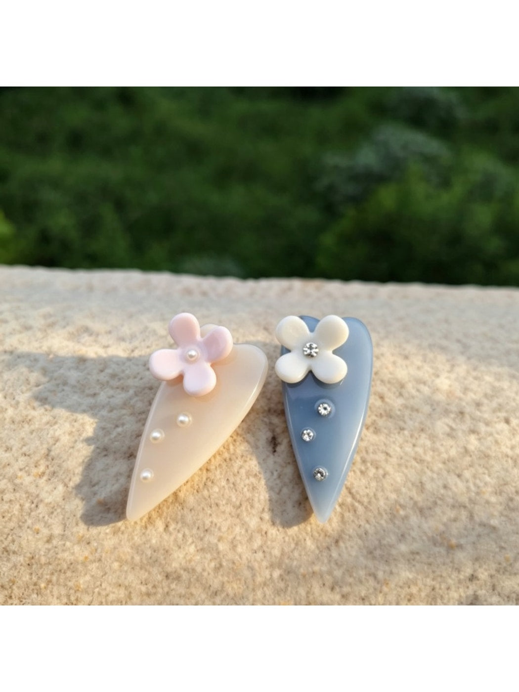 Beau - Sweet Flower Duckbill Acetate Hair Clip