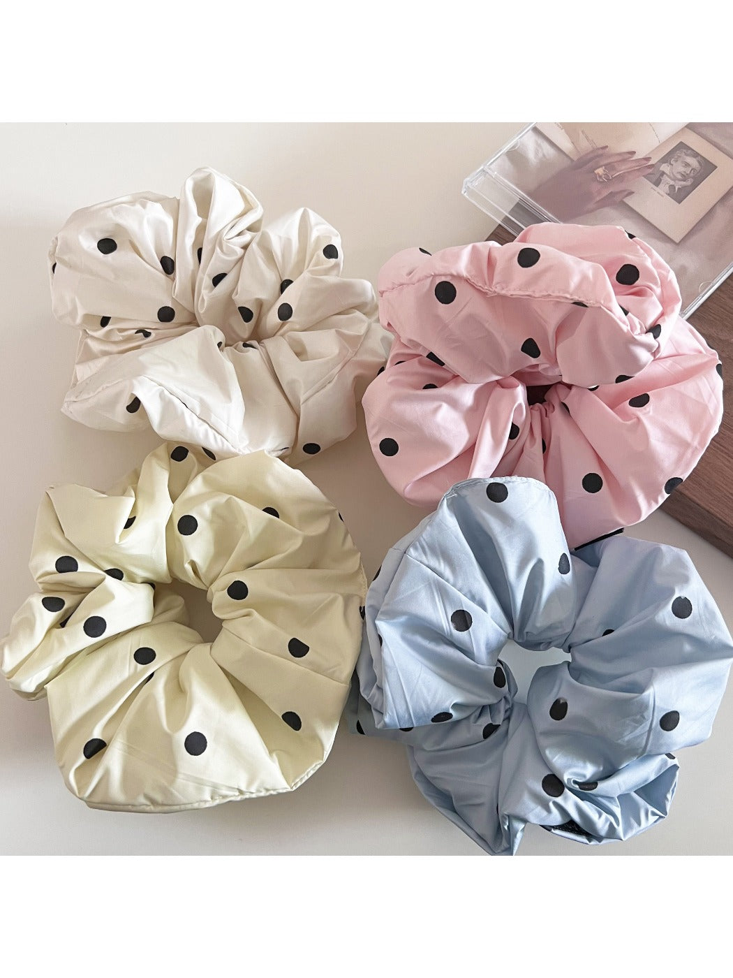 Gifty - Soft Voluminous Polka Dot Scrunchie