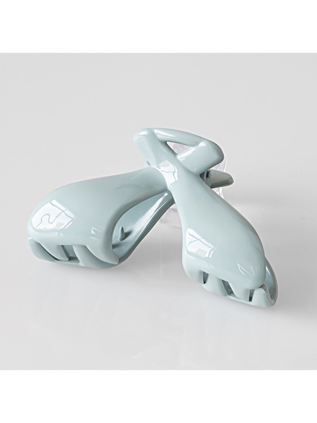 Beau - Solid Color Large Crossed Design Claw Clip