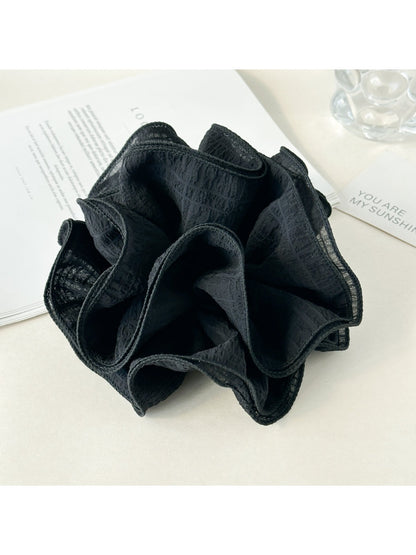 Gifty - Solid Color Ruffled Scrunchie