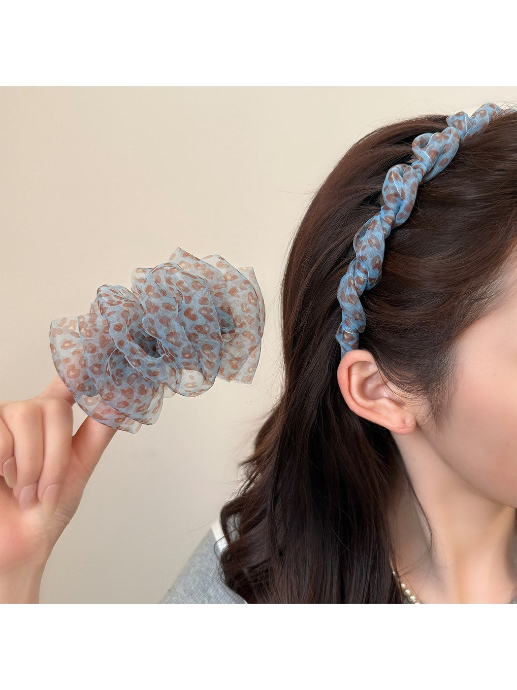 Beau - Floral Mesh Gathered Polyester Banana Clip