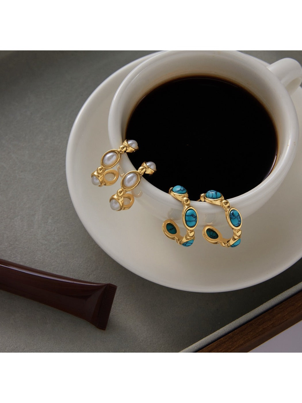 Earedge - Elegant C Shaped Hoop Earrings