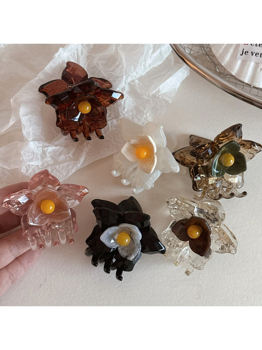 Beau - Sweet Floral Design Plastic Claw Clip