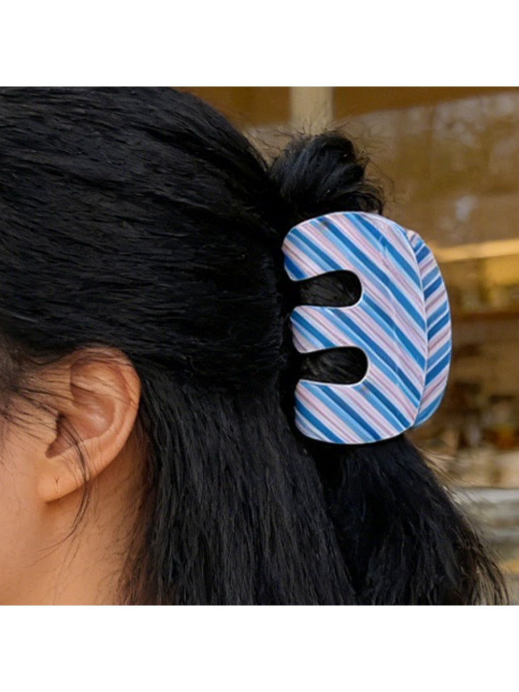 Beau - M-Shaped Hair Clip