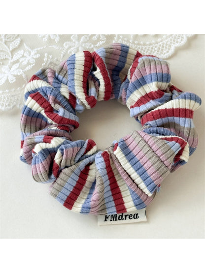 Gifty - Cute Versatile Color Blocking Scrunchie