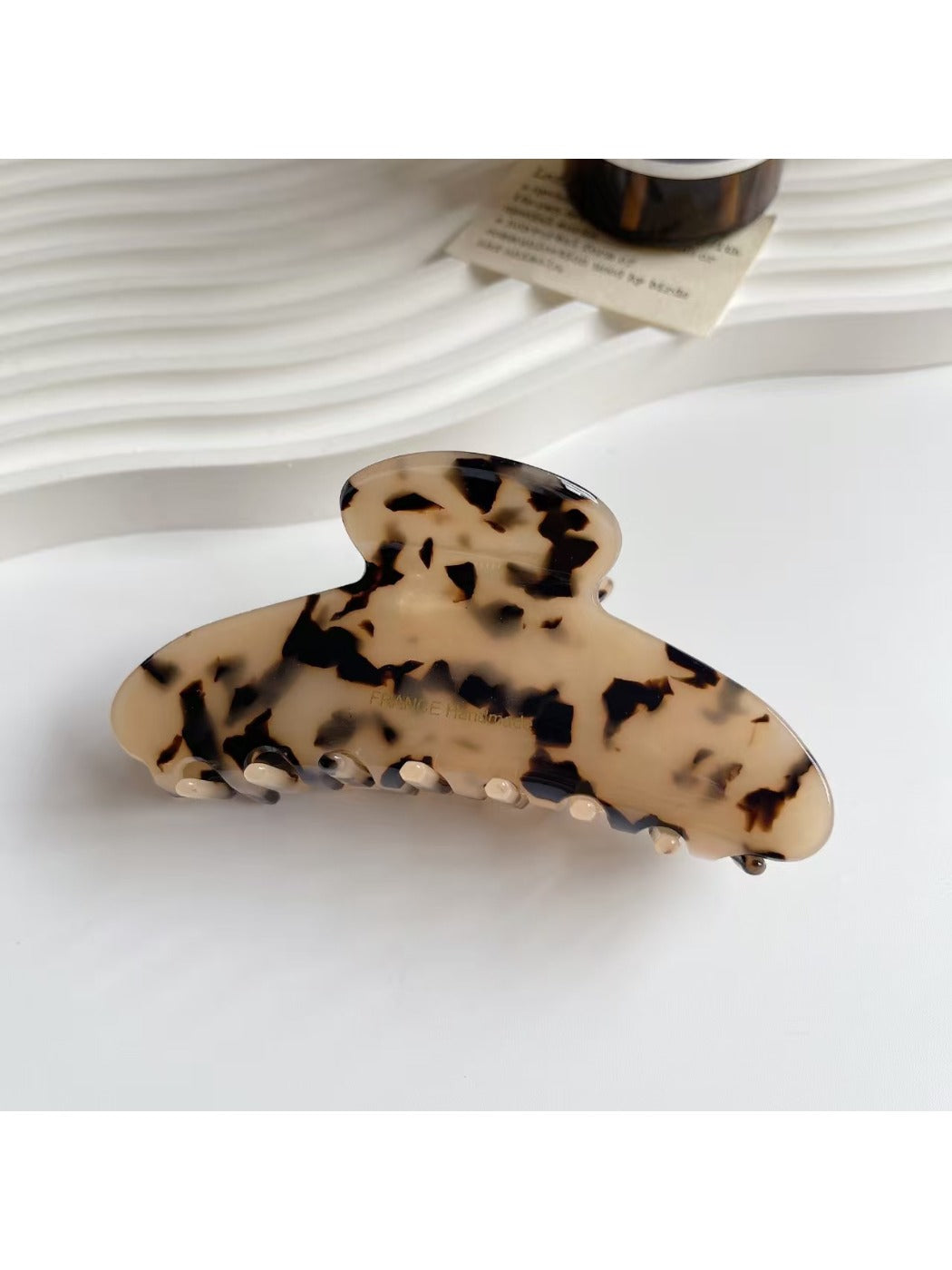 Beau - Retro Half Moon Shaped Hair Claw Clip