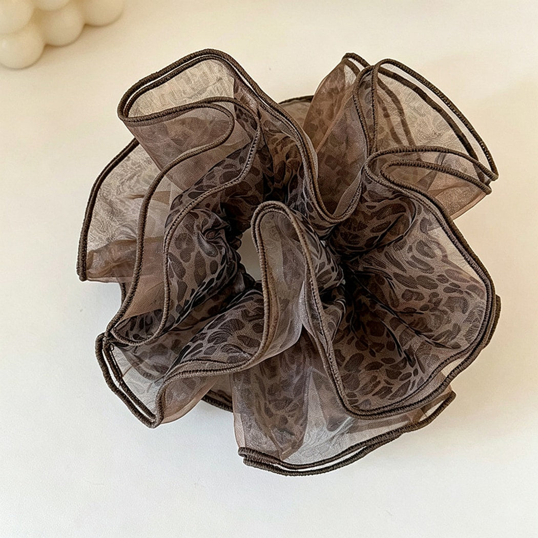 Gifty - Ruffled Leopard Print Polyester Scrunchie