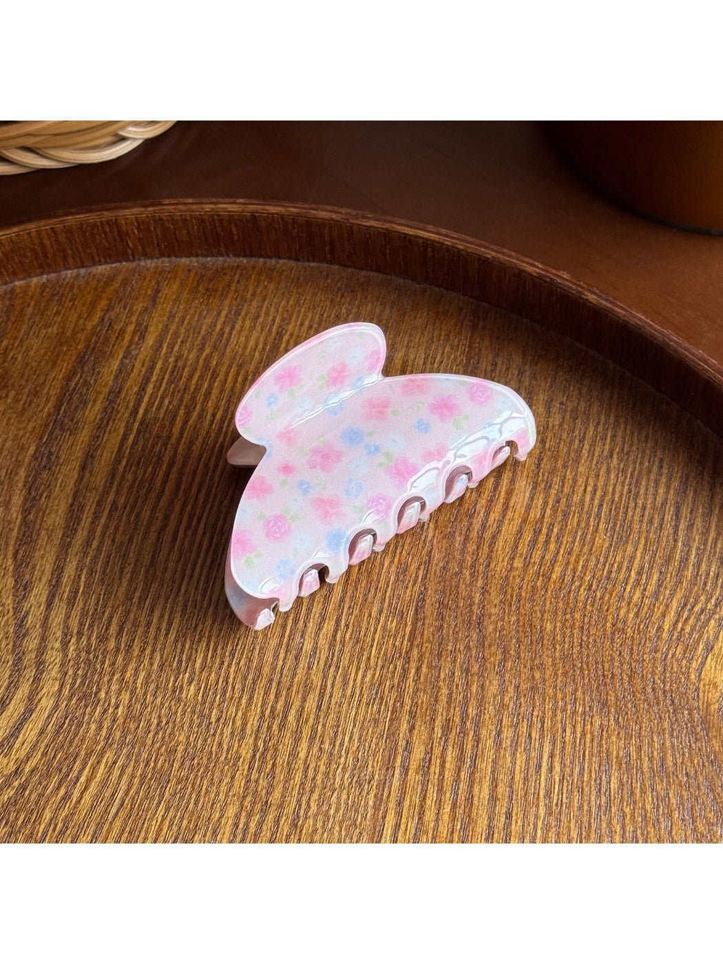 Beau - Sweet Floral Print Acrylic Claw Clip
