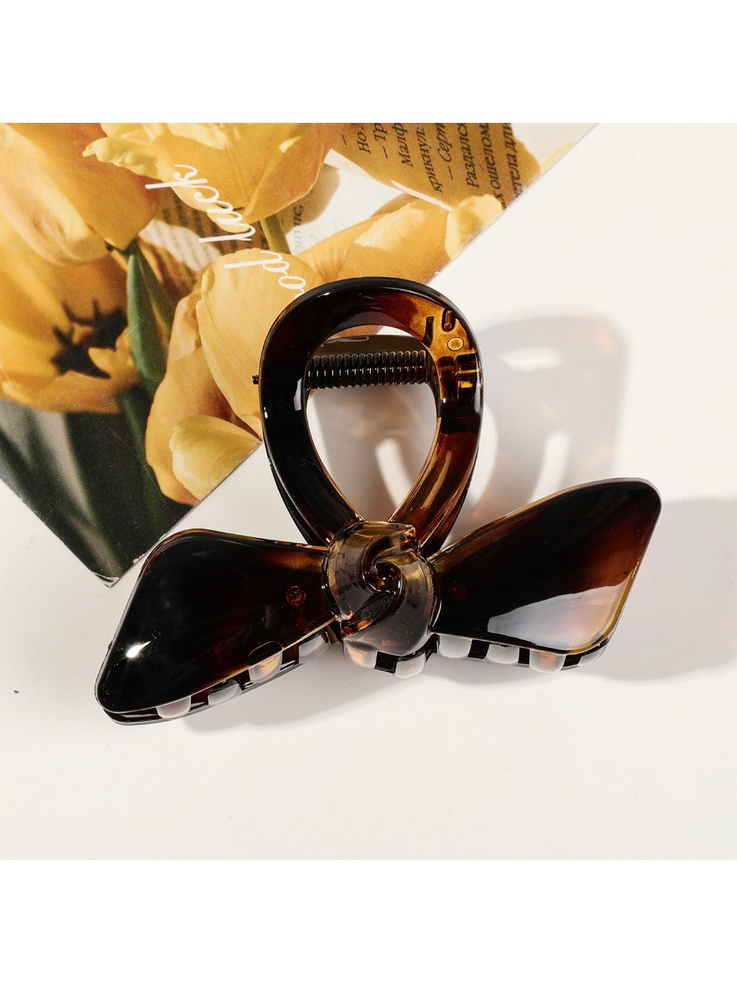 Beau - Leopard Print Bow Claw Clip