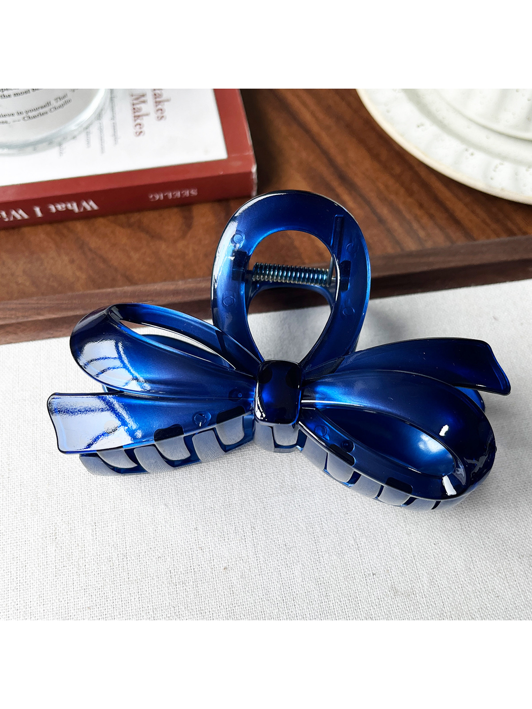 Beau - PC Bow Accent Geometric Ring Hair Claw Clip
