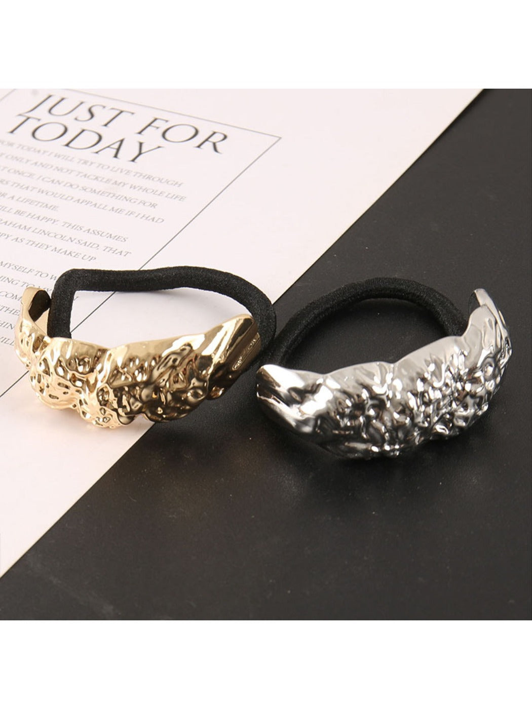 Gifty - Vintage Irregular Shape Hair Tie
