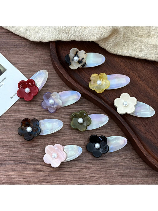 Beau - Minimalist Floral Small Hair Clip