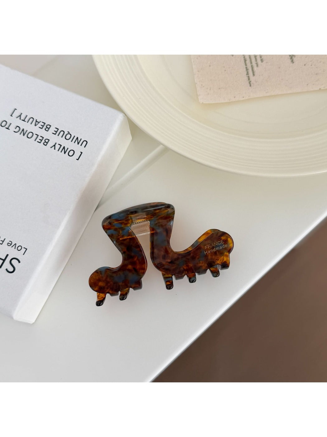 Beau - Geometric Acetate Curved Claw Hair Clip