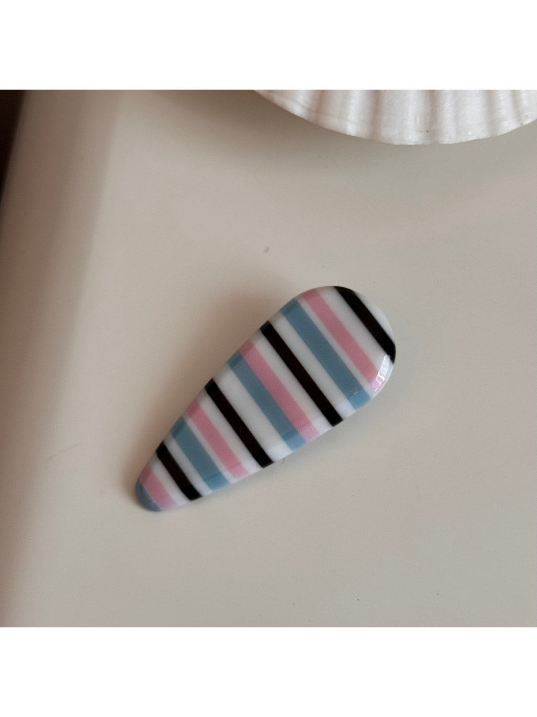 Beau - Colorful Stripe Pattern Acrylic Claw Clip