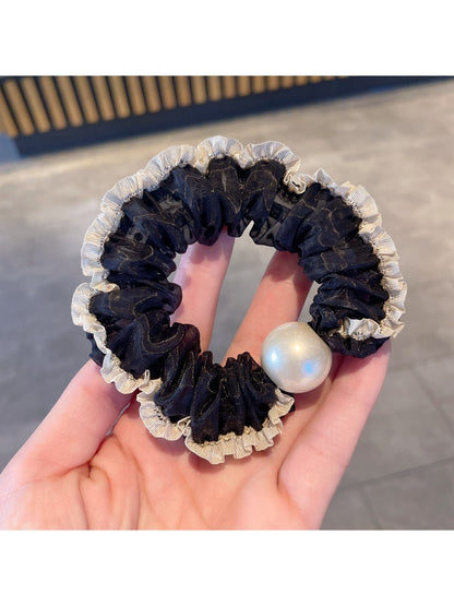 Gifty - Ruffled Mini Polka Dot Scrunchie