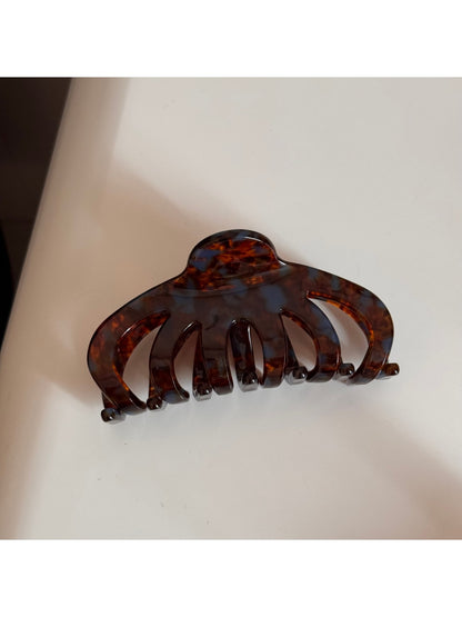 Beau - Curved Irregular Acetate Fiber Claw Clip