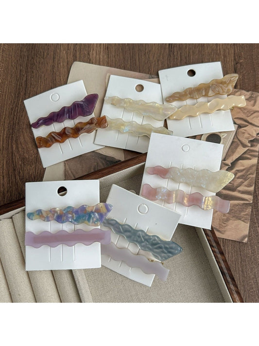 Beau - A Pair of Duckbill Hair Clips